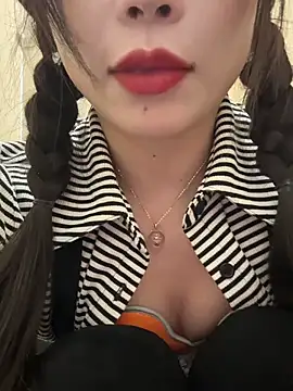 Snapshot of Game_yoyo chatting on February 18, 2025, 10:38 am Game yoyo online show from February 18, 2025, 10:38 am