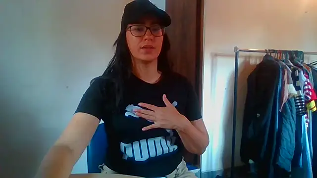 brittanycheeks online show from March 10, 2025, 8:12 pm