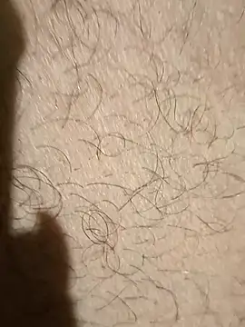 carlos40404 online show from October 19, 2025, 6:14 am