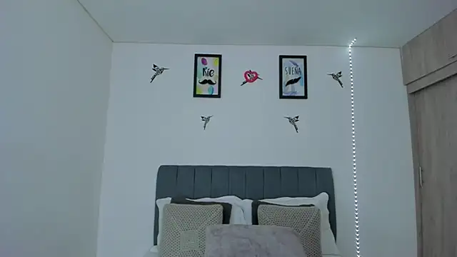 im sarah34 online show from February 10, 2026, 8:24 pm