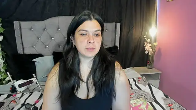 martina foxy  online show from March 2, 2025, 12:32 pm