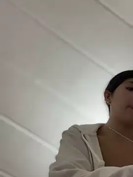 Mila Morgan online show from March 7, 2025, 5:06 pm