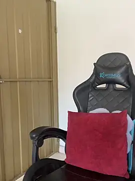 ivanna rivera online show from April 21, 2026, 3:50 pm