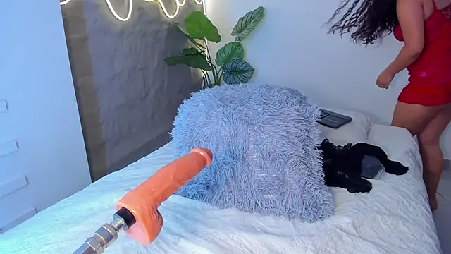 Isa  Blanc online show from January 29, 2025, 7:15 am