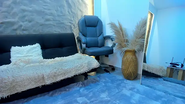 Isa  Blanc online show from February 7, 2025, 3:01 am