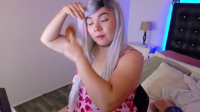 Cuckold lover69 online show from December 14, 2024, 4:01 am