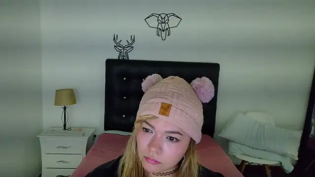 Cuckold lover69 online show from January 4, 2025, 10:27 am