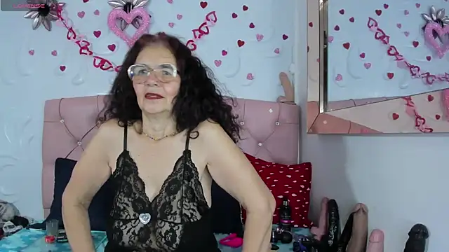 agatha ross26 online show from February 16, 2025, 5:59 pm