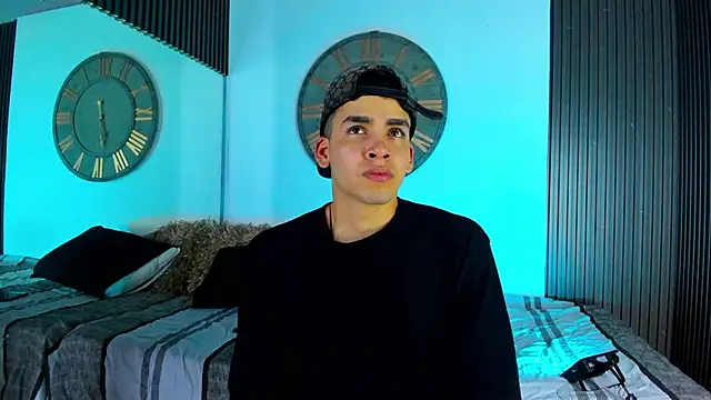 Mike 0233  online show from February 4, 2025, 3:54 am