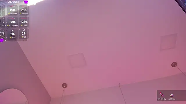 violeth hill online show from October 30, 2025, 7:36 pm