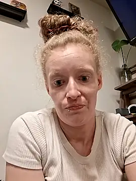 blondebanginbroad online show from May 7, 2026, 9:25 am