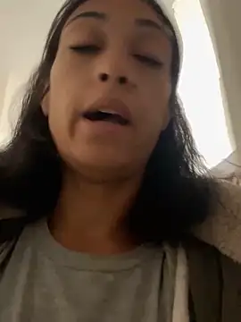 starrynikki online show from December 9, 2024, 6:25 pm