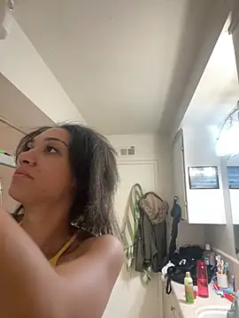 starrynikki online show from December 18, 2024, 7:47 am