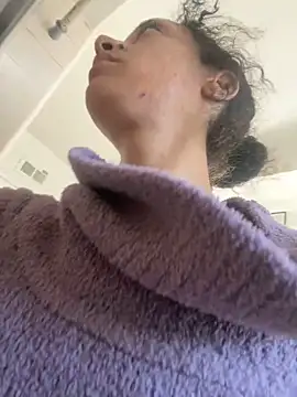 starrynikki online show from February 23, 2025, 3:29 pm