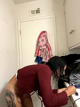 starrynikki online show from November 5, 2025, 5:13 pm