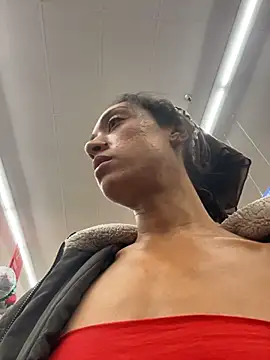 starrynikki online show from November 26, 2025, 6:03 am