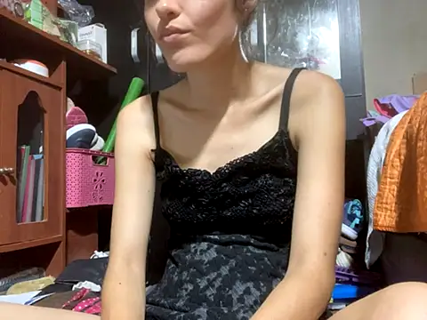 lilithanderson online show from September 10, 2025, 5:29 am