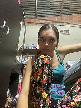 lilithanderson online show from December 4, 2025, 10:51 pm