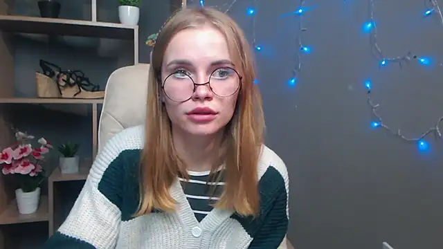 MargaritaKiss online show from December 1, 2025, 7:41 pm