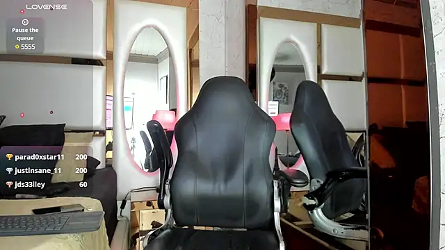 CloeRodriguez online show from February 9, 2025, 9:28 pm