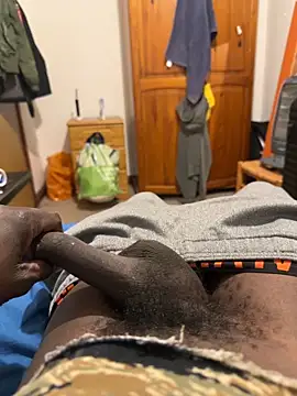 Snapshot of bigblackdick8inc chatting on December 1, 2025, 3:55 am bigblackdick8inc online show from December 1, 2025, 3:55 am