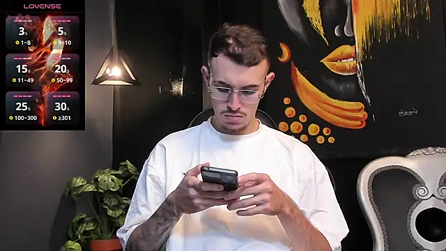 CodyWalkerR online show from September 13, 2025, 5:13 pm