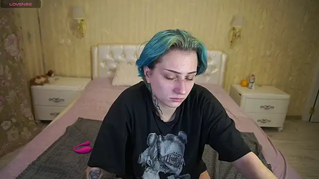 Snapshot of LunaaMayy chatting on October 31, 2025, 3:35 pm LunaaMayy online show from October 31, 2025, 3:35 pm