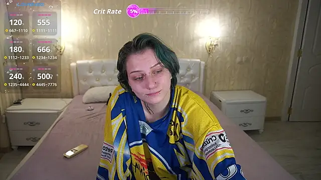 Snapshot of LunaaMayy chatting on December 19, 2025, 11:34 pm LunaaMayy online show from December 19, 2025, 11:34 pm