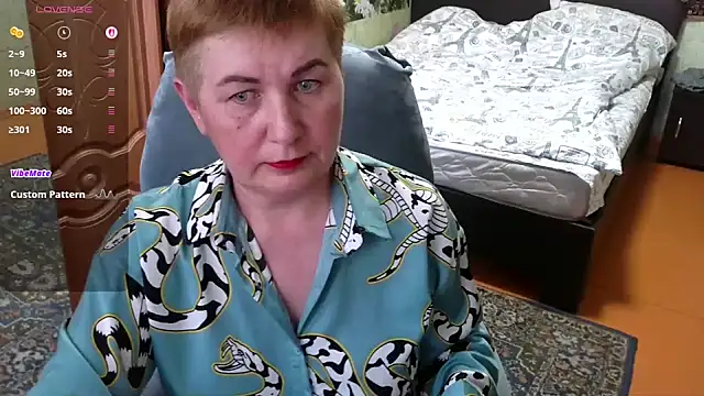 NicoleOlla online show from March 1, 2025, 11:39 am