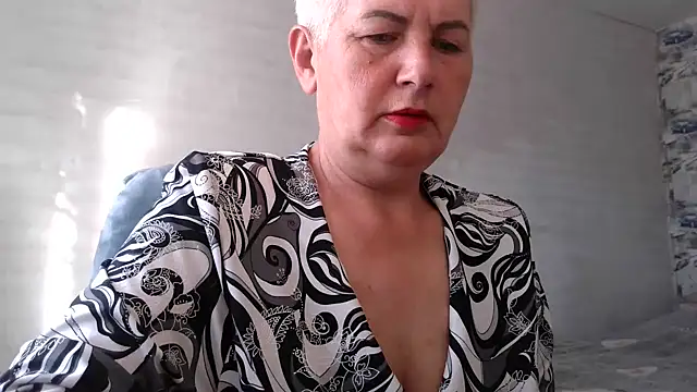 NicoleOlla online show from September 16, 2025, 1:50 am