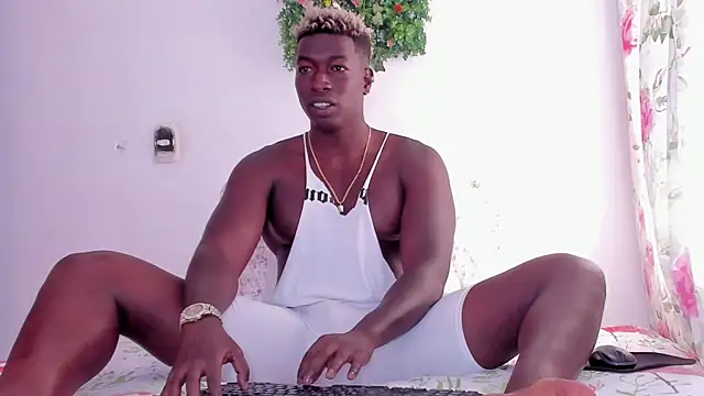 michaell james7 online show from December 3, 2024, 7:11 pm