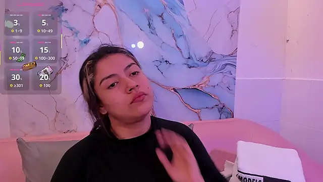 taylor cupper online show from November 26, 2025, 3:18 am