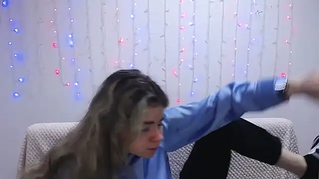 TinaRedly online show from January 27, 2025, 3:15 am