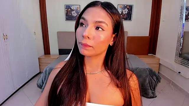 amira cute2 online show from December 23, 2025, 10:46 am