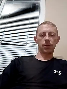 Snapshot of elmerfuddin87 chatting on March 17, 2025, 2:19 am elmerfuddin87 online show from March 17, 2025, 2:19 am