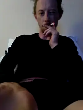 Snapshot of elmerfuddin87 chatting on September 27, 2025, 3:44 am elmerfuddin87 online show from September 27, 2025, 3:44 am