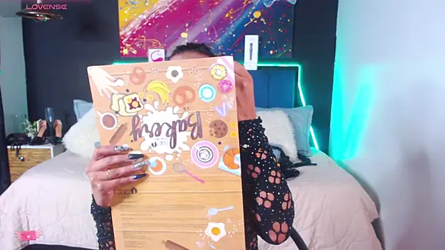 megan collins96 online show from January 23, 2025, 8:13 pm