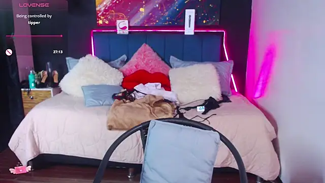 megan collins96 online show from January 23, 2025, 11:15 pm