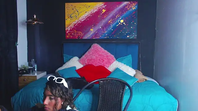 megan collins96 online show from January 29, 2025, 7:43 pm