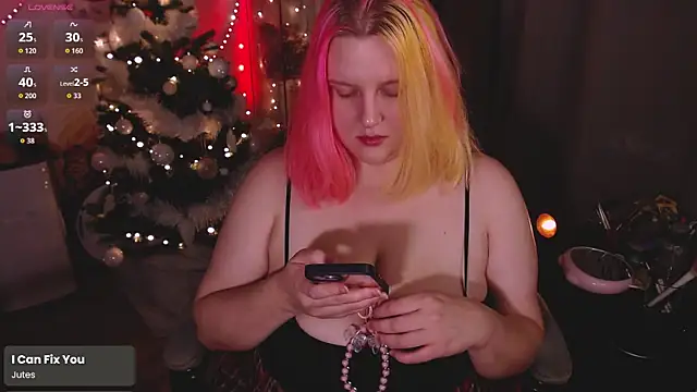 lissamuff online show from December 22, 2025, 5:10 pm