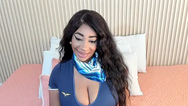 Snapshot of charlottebrowns_ chatting on October 4, 2025, 12:36 pm charlottebrowns  online show from October 4, 2025, 12:36 pm