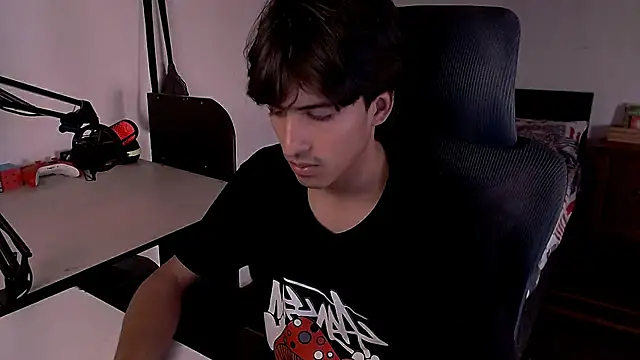 Thieves9 online show from December 3, 2024, 5:01 pm