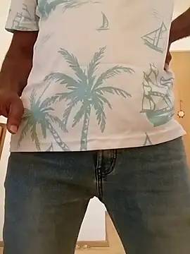 maleesa online show from September 9, 2025, 5:40 am