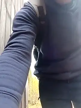 maleesa online show from November 7, 2025, 6:35 am