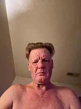 Flickmeatwood online show from March 16, 2026, 11:03 am