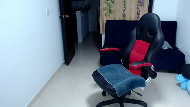 Snapshot of kaira_sweet_ chatting on October 19, 2025, 6:36 am kaira sweet online show from October 19, 2025, 6:36 am