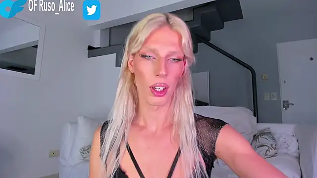 AliceSnowCatt online show from January 14, 2025, 9:30 pm