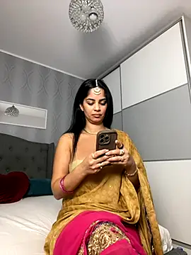  adelle online show from November 15, 2025, 12:56 pm