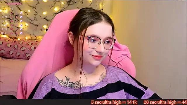 Snapshot of me__hanna chatting on January 18, 2025, 9:34 pm me  hanna online show from January 18, 2025, 9:34 pm