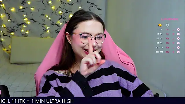 Snapshot of me__hanna chatting on March 3, 2025, 2:04 am me  hanna online show from March 3, 2025, 2:04 am